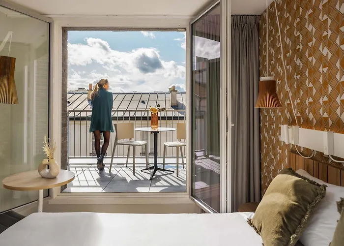 Cheap hotel: Ibis Paris Gare Montparnasse Catalogne