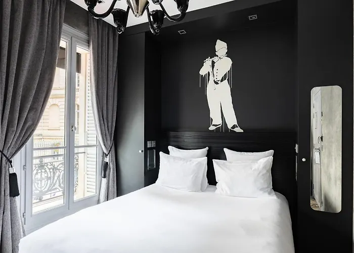 Maison Albar- Le Champs-Elysees