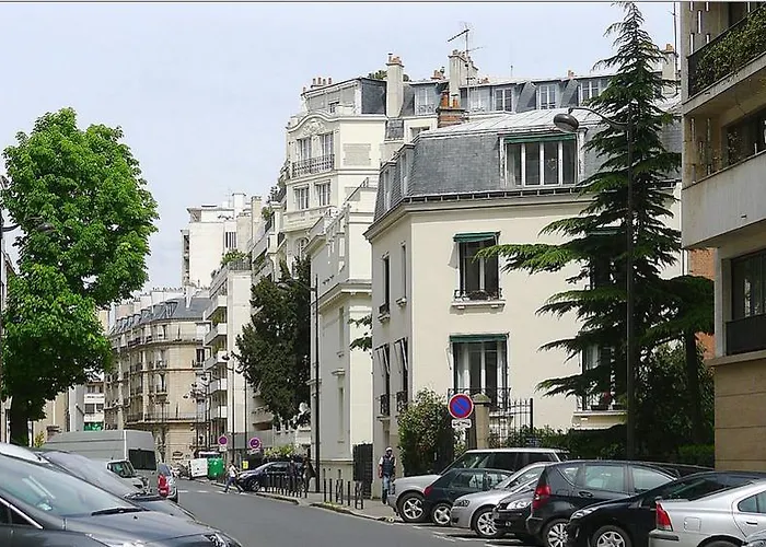 1 Square Du Docteur Blanche - Paris 16